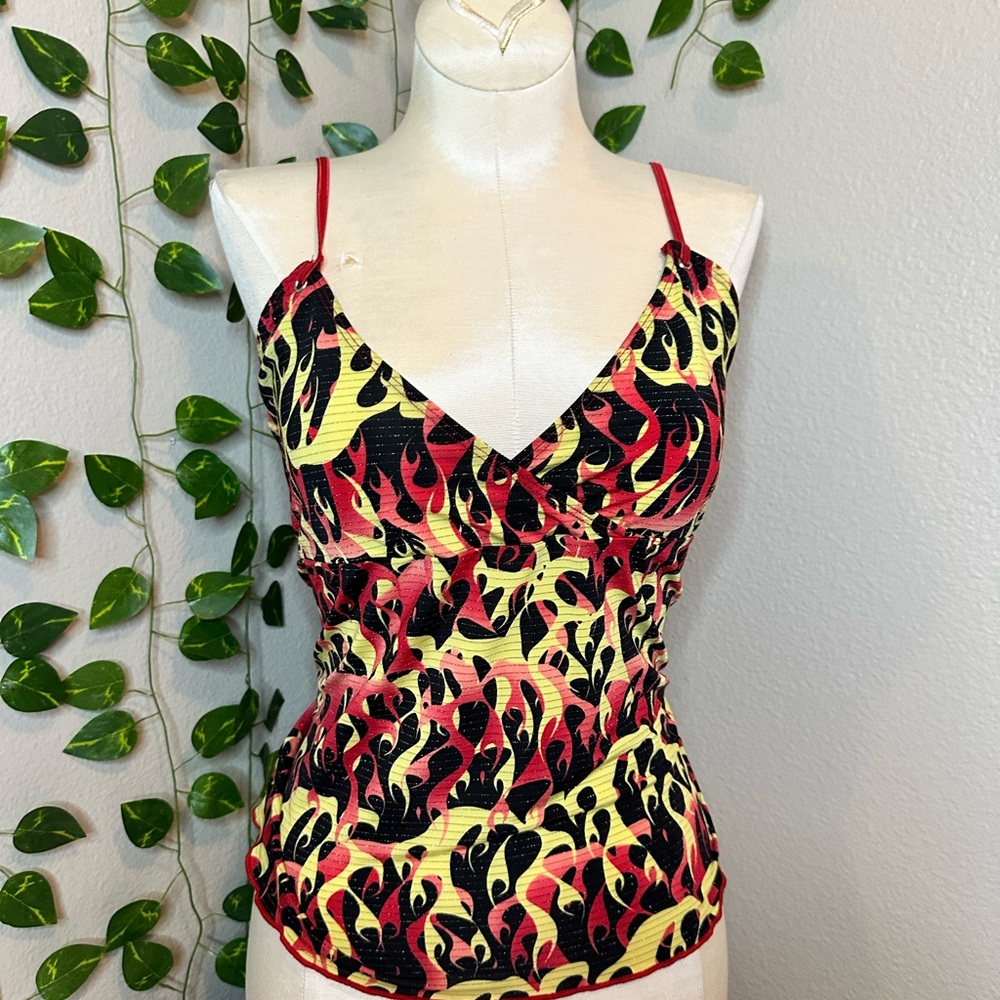 Vintage Womens Peeping Tom Flame Print Women's Top small medium rare Deadstock